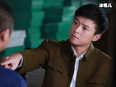 被逼分手41岁仍未婚，看朱雨辰如何被母亲“宠爱”