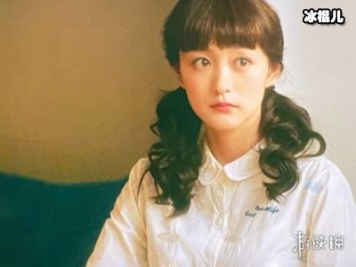 曾是学历最高的央视女主持，远嫁英国后离婚现如今50岁了还是单身！