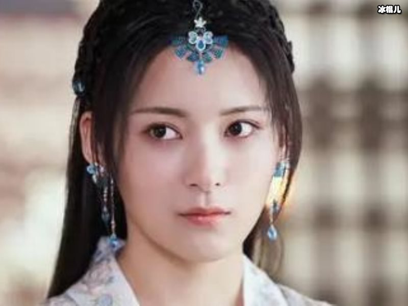 二强的妻子孙安可和主任什么关系？小茉为什么离婚？