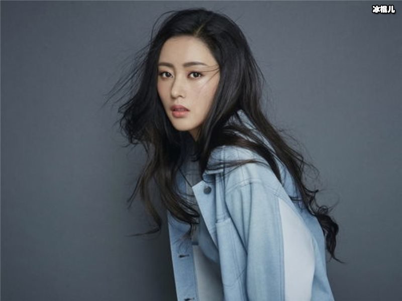 张天爱的古装扮相引热议，在新剧中风头正盛被评艳压女主
