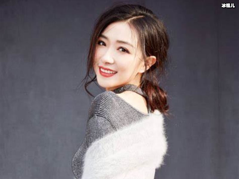 万茜点赞门持续升级，两大厂下场澄清万茜人设彻底翻车