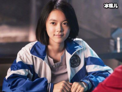 赵今麦走民国风更显得清纯妩媚