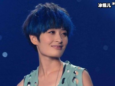 曾轶可草莓音乐节演出被取消，或因机场事件被公司停止行程
