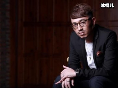 华少成名后自我膨胀，得罪娱乐圈大佬“中国好舌头”不复存在