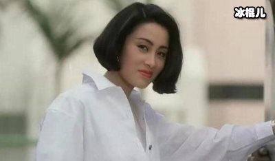 女神张敏与乌鸦哥再次合照，乌鸦哥越长越面善热衷慈善十余年