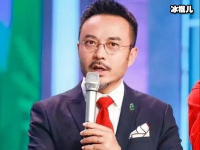 汪涵曾为女制片人仗义执言，怒摔10万元话筒，发生了什么事？