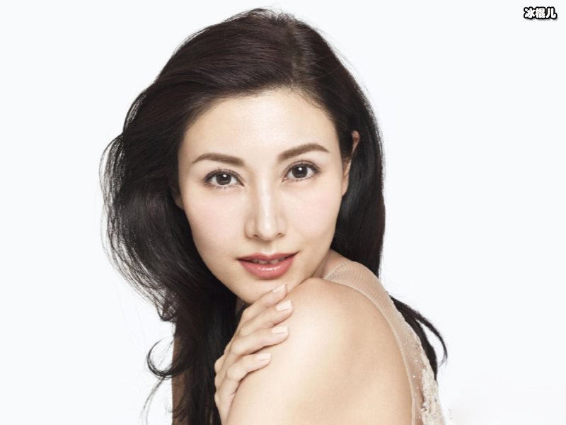 是什么让李嘉欣这么有底气？带2亿资产嫁人财力就是实力