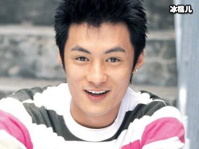 余文乐发文庆祝公布老婆二胎为女儿，坦言既兴奋又紧张