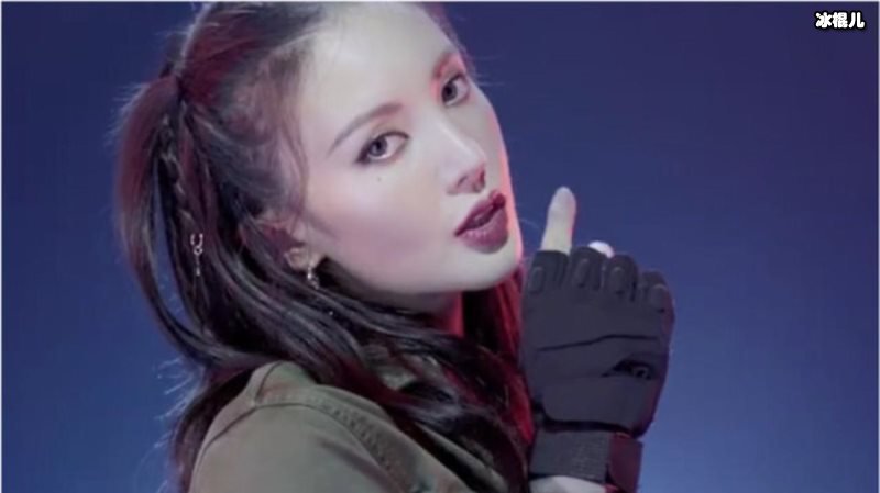 中性风酷炫十足，《浪姐》中的李斯丹妮来头不一般