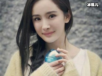 杨幂拍摄汽车广告，被评状态不佳略显老态少女感还是敌不过时光