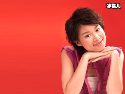 胡杏儿亲手制作炸鸡为老公庆祝生日，网友点赞可以开炸鸡店了!