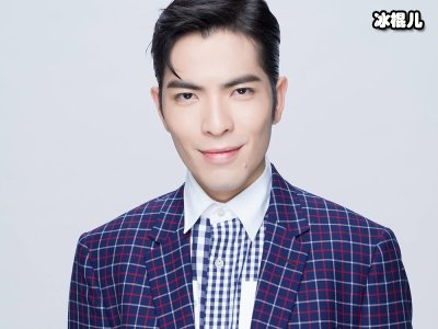 台媒：萧敬腾求婚经纪人，网友：这样求婚都没有惊喜了