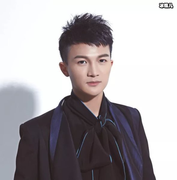 周深变身古风少年浅唱一曲《相思》，华晨宇都看呆了