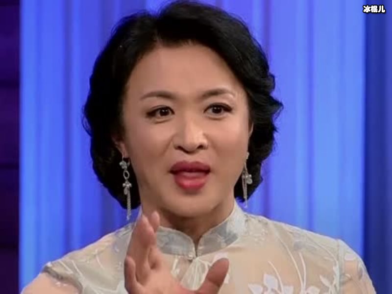 她被金星揭露名字和血统，现在想复出却无人问津