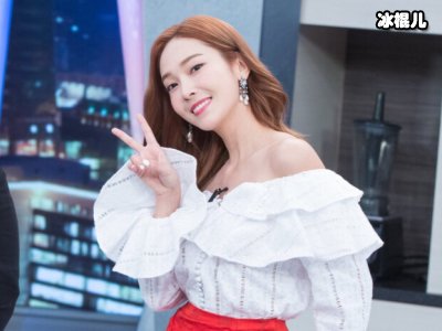 韩国女星直播被批，全部都真诚表示歉意