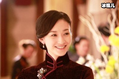 李小冉微博发文，盼望病情早日退去阳光快些回来