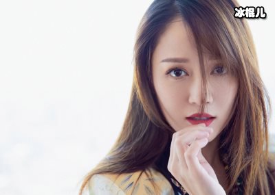 身穿蓬松毛衣被疑有好消息？陈乔恩拍视频回应近期传闻