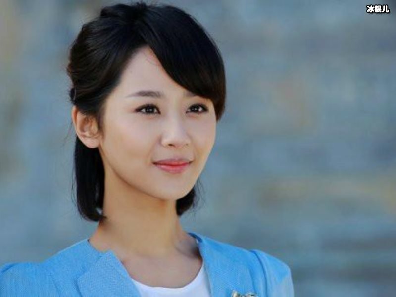 家有儿女里稚气未脱，如今娱乐圈男星争着与杨紫搭戏