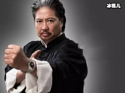 洪金宝儿子她爱答不理，李嘉诚花10亿才成功