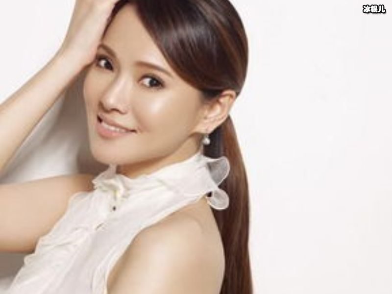 伊能静和王小丫同龄不同命，谁更幸福一目了然