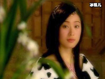 最美短发港姐陈法蓉，有富豪男友却一直未婚真相太气人