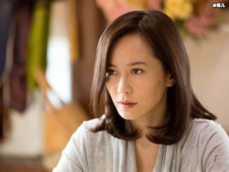 世纪大同框俞飞鸿和刘涛合体直播，关掉美颜女神的真实颜值被热