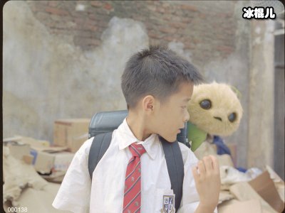 女娇娥为何不能演男儿郎，《长江七号》的周小迪为何会成功