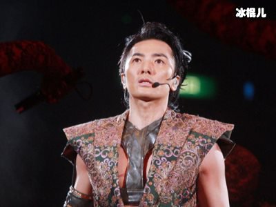 郑伊健的女人们邵美琪和梁咏琪只是女友，蒙嘉慧成了被宠的爱妻