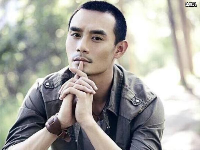 王凯新剧《大江大河2》开始了紧张的拍摄工作，观众都充满期待