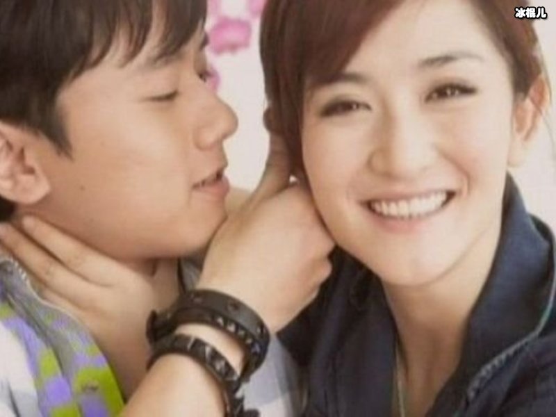 谢娜张杰双胞胎真实姓名曝光，无意中叫出女儿名字太幸福了