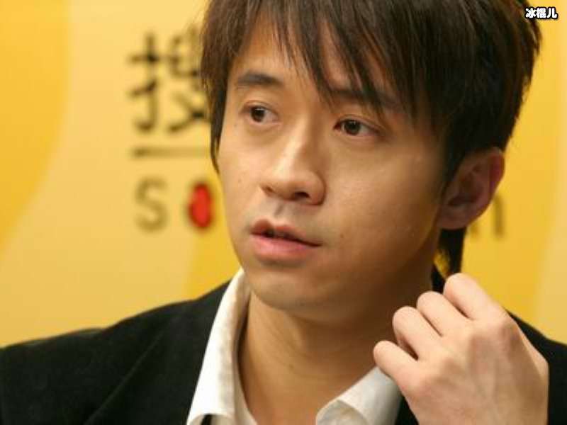 童话王子光良晒新郎装配文颇有深意，网友：要结婚啦？
