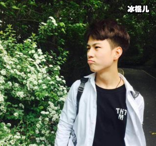 以团之名杨桐那组一看就是真唱，真的是满满的求生欲