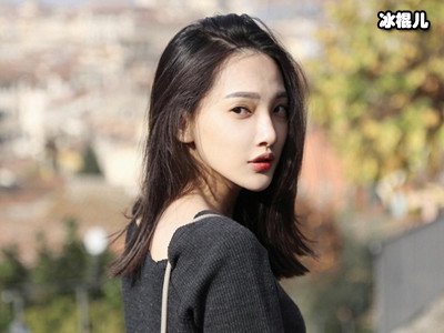 模特出身的励志演员林映唯，被网友称为“小周迅”