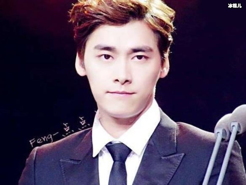 李易峰离开欢瑞后任嘉伦成为一哥？那《琉璃》成毅地位如何？