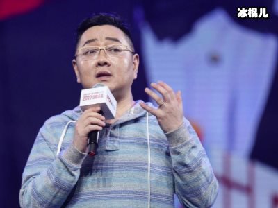 张绍刚入驻某视频网站，近期变化大令人担忧瘦到脱相没精神