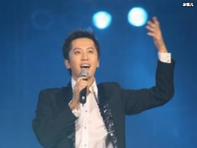 她25岁因毛宁惨被封杀，被男友曝光隐私51岁又得癌症