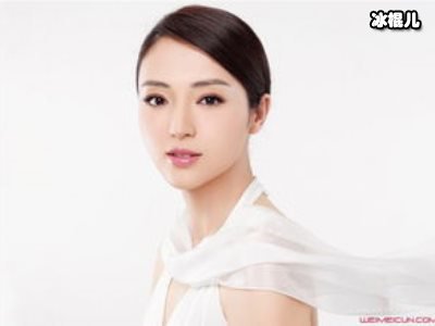 高云翔出事后果断用离婚划清界限，董璇正面回应傍大款谣言