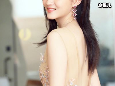 关晓彤复工投入工作，新剧就和侯明昊有吻戏粉丝说鹿晗感觉如何