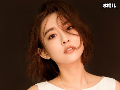 孟子义登《新视线Wonderland》，十一月刊美容封面漫步纯真乐园体会复古