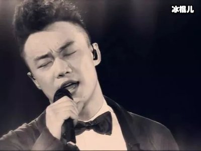 没有想到歌手王杰的经历这么悲惨，早年当兵孕妻被迫陪舞！