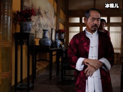 老戏骨巍子演技精湛多是出自本色演出，儿子很争气已经小有名气