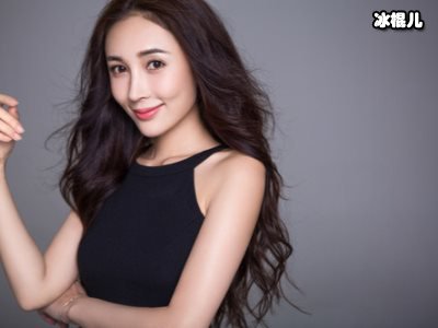 梁咏琪晒少女时代的照片，年幼时的她长发及腰青春感十足