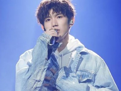 王源公开回应抽烟怎么回事 艺人也需要有另一面的真实生活
