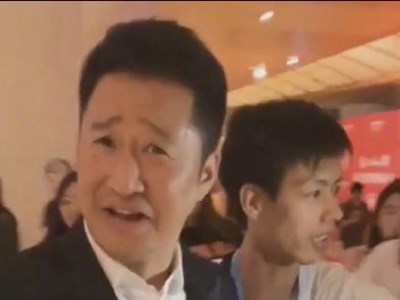 吴京的表情太好笑了 什么样的表情竟然可以火遍全网？