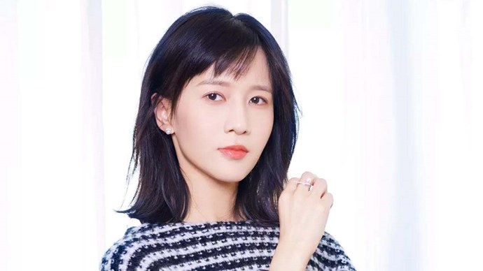 papi酱:一个集美貌与才华于一身的女子