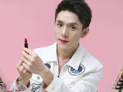 李佳琦与董子初爆发骂战却安慰粉丝“没有人是一座孤岛” 李佳琦怎么