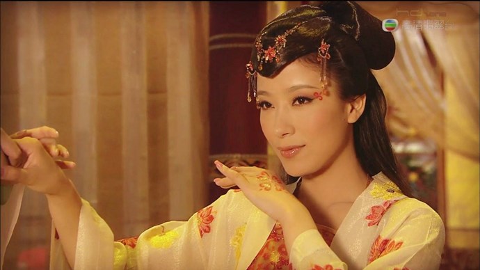 杨怡疑似怀孕