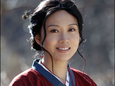 闫妮与前夫离婚七年才敢公开 传闻闫妮前夫背景神秘无人知晓
