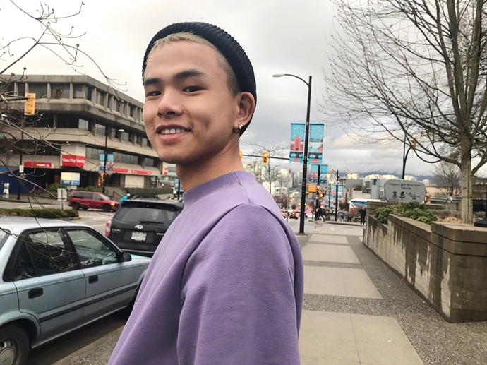 艾克里里是哪里人