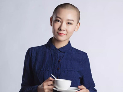 苏紫紫引起很大轰动的事件是什么 照片被疯传的她还有隐私吗